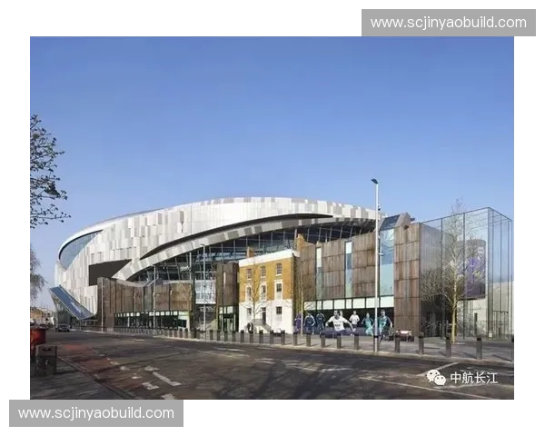 热刺新主场全面升级 探秘英伦足坛最先进体育场的设计与功能